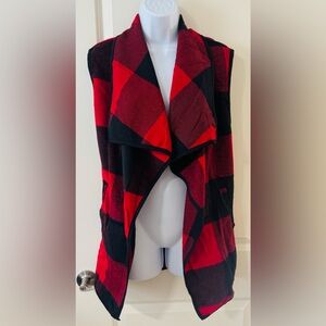 Chic Buffalo Plaid Open Cardigan in Red and Black